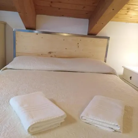 Apt.5 - Delle Rose * Peschiera del Garda
