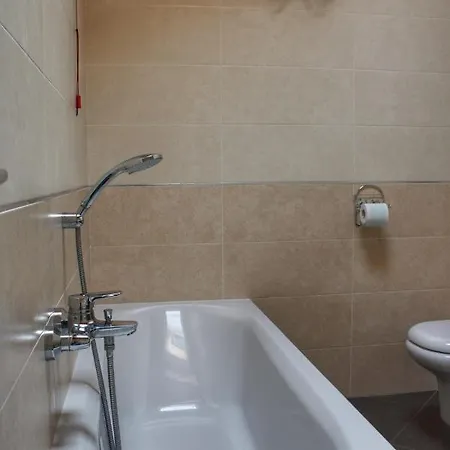 Apt.5 - Delle Rose * Peschiera del Garda