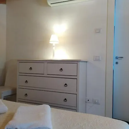 Apt.5 - Delle Rose Apartamento Peschiera del Garda