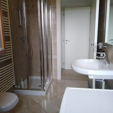 Apt.5 - Delle Rose Peschiera del Garda